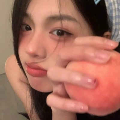 红色尾翼